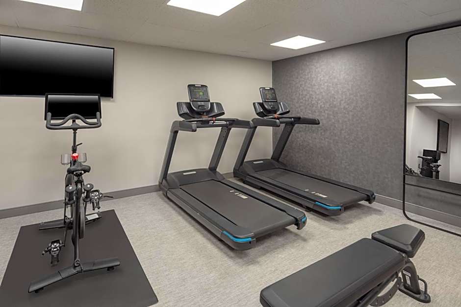 Holiday Inn Express South Burlington - Downtown By IHG