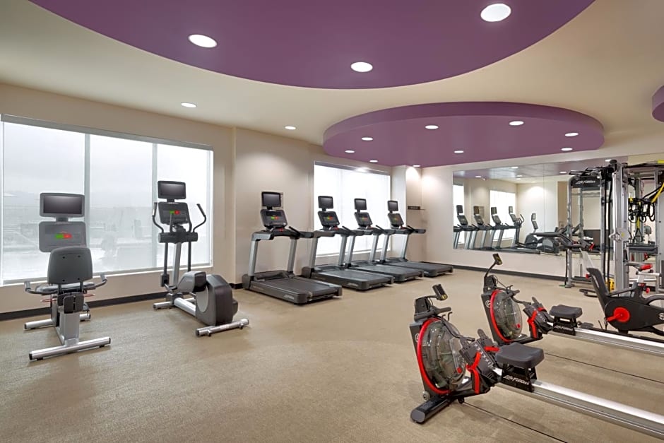 SpringHill Suites by Marriott Las Vegas Convention Center