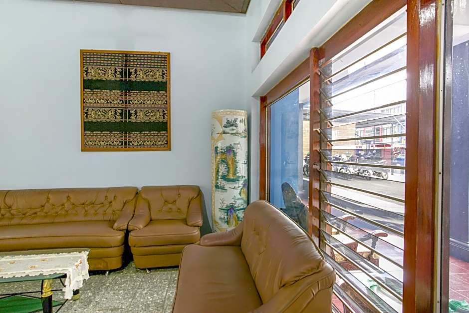 OYO 2320 Hotel Charvita