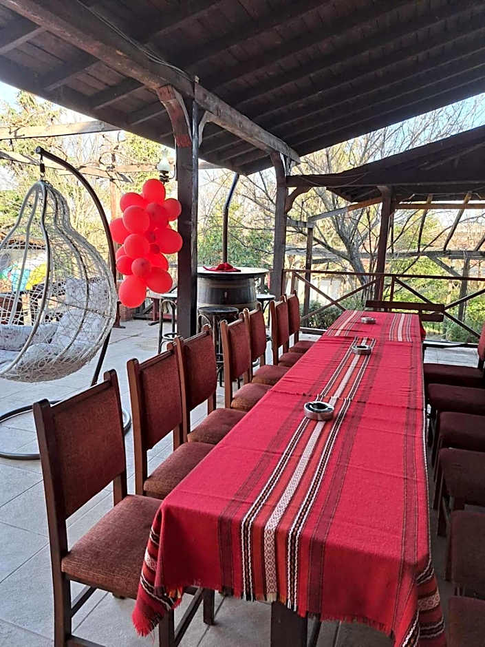 Комплекс Тракийски стан