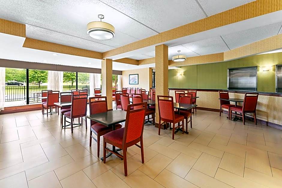 Comfort Inn Lehigh Valley West