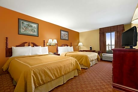 2 Full Beds, Mobility Accessible Room, Bathtub w/Grab Bars, Non-Smoking