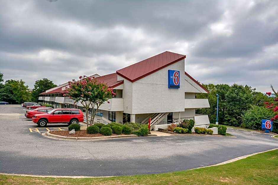 Motel 6-Birmingham, AL