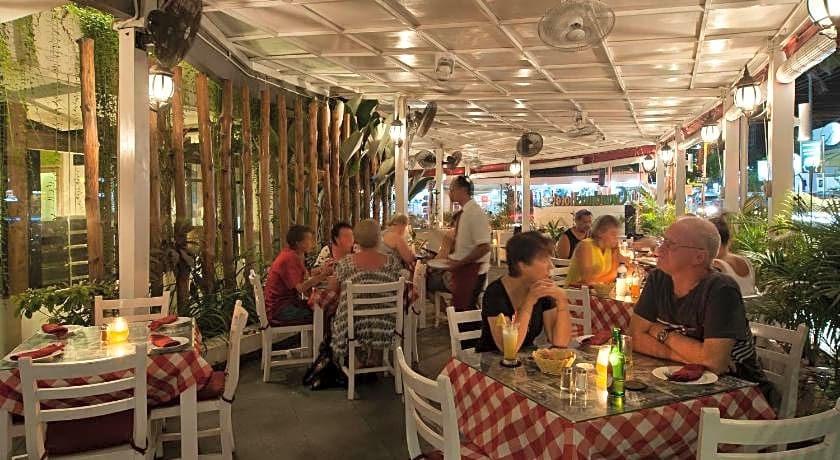 Grandmas Plus Hotel Legian
