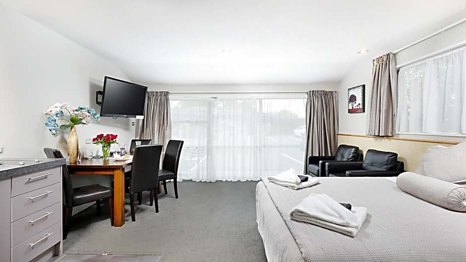 Arthur's Court Motor Lodge