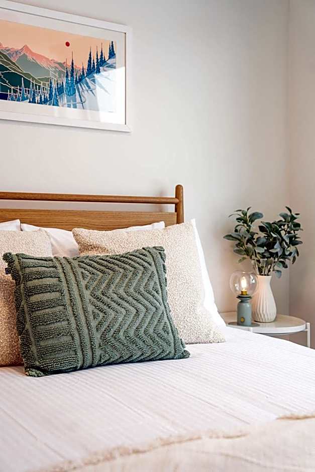 Adanac by Revelstoke Vacations