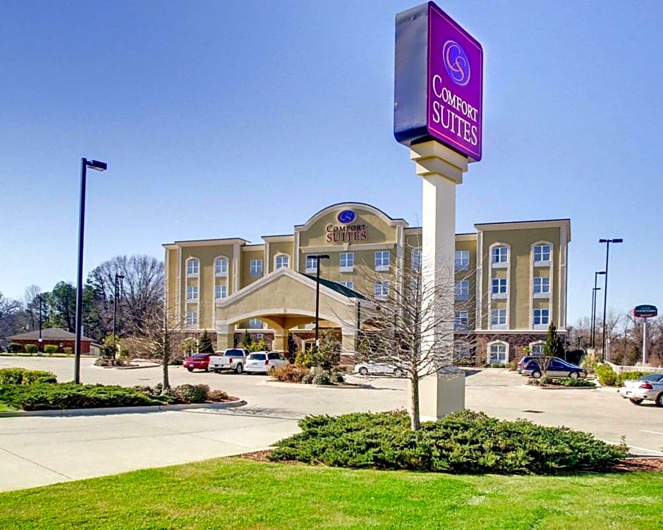 Comfort Suites