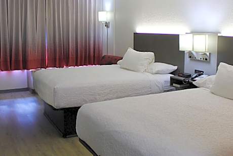 Double Room with Two Double Beds - Mobility Access/Non-Smoking