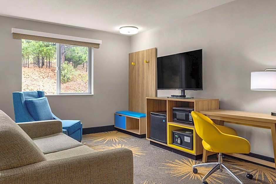 Days Inn by Wyndham Williams
