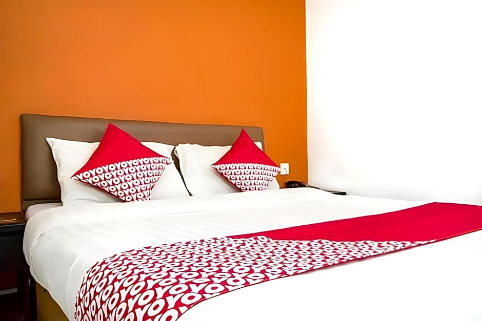 Capital O 664 Romance Hotel