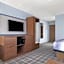 AmericInn by Wyndham Baldwin