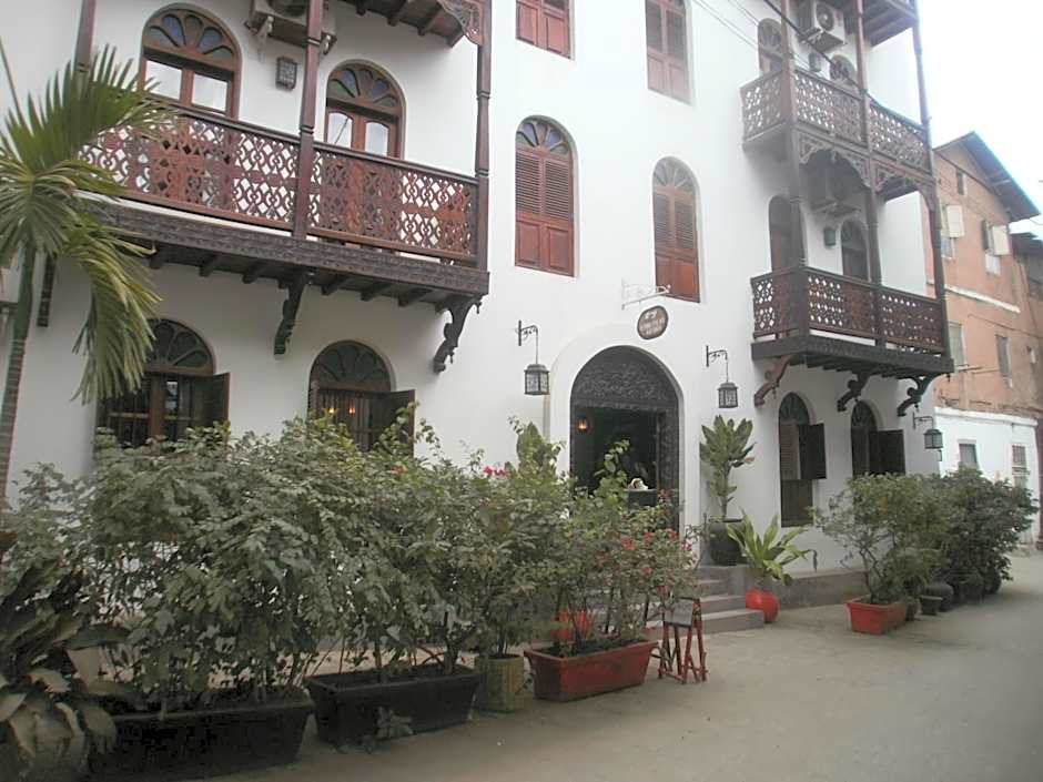 Asmini Palace Hotel