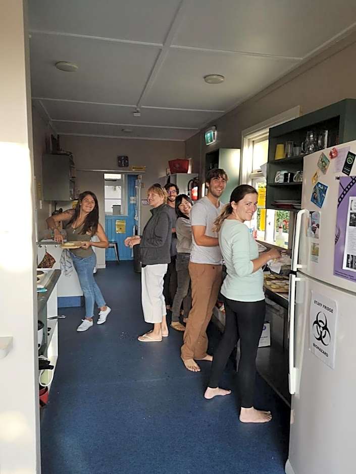 Mountain View Backpackers