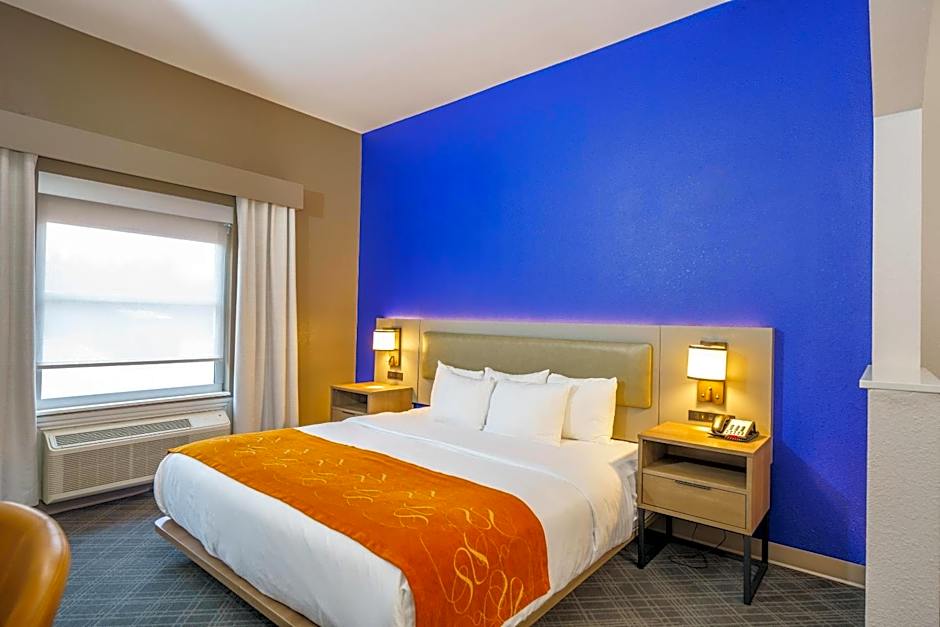 Comfort Suites University Drive