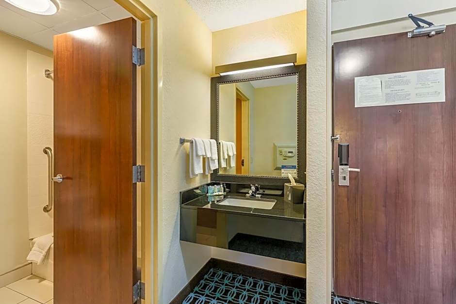 Quality Inn & Suites Sandusky