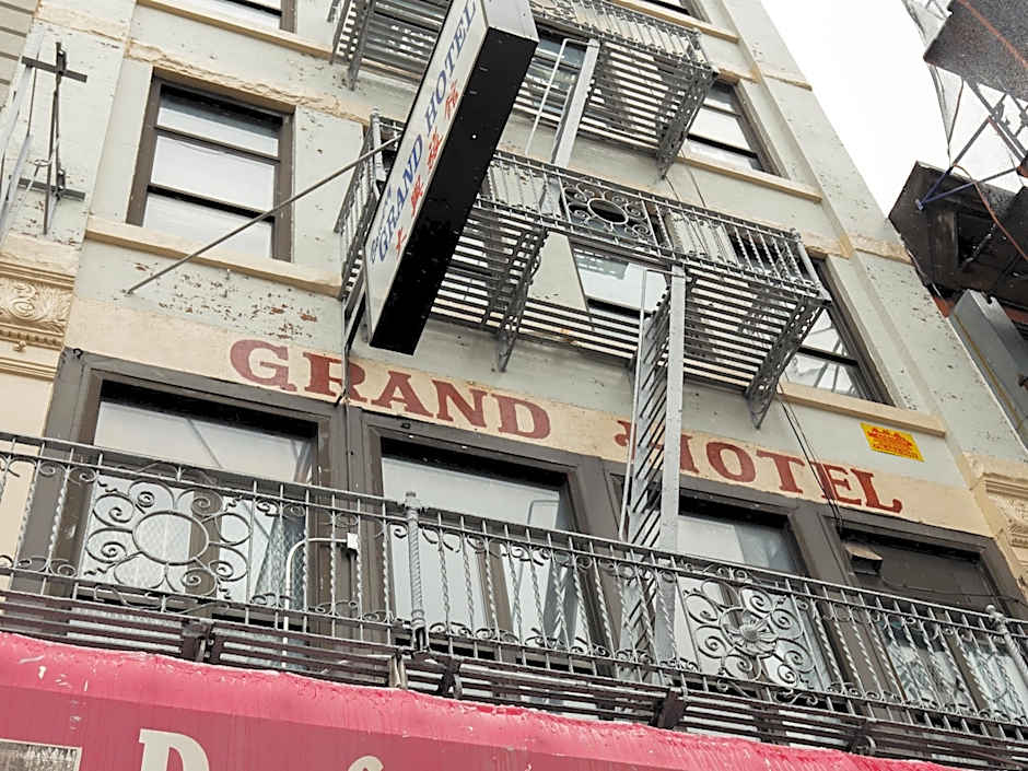 Bowery Grand Hotel