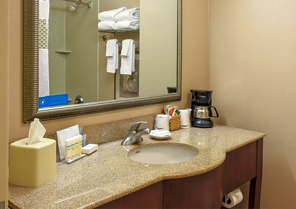 Hampton Inn By Hilton & Suites Youngstown-Canfield, Oh