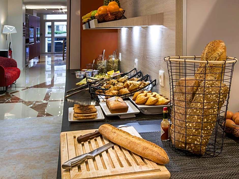 Mercure Paris Pont de Levallois Neuilly