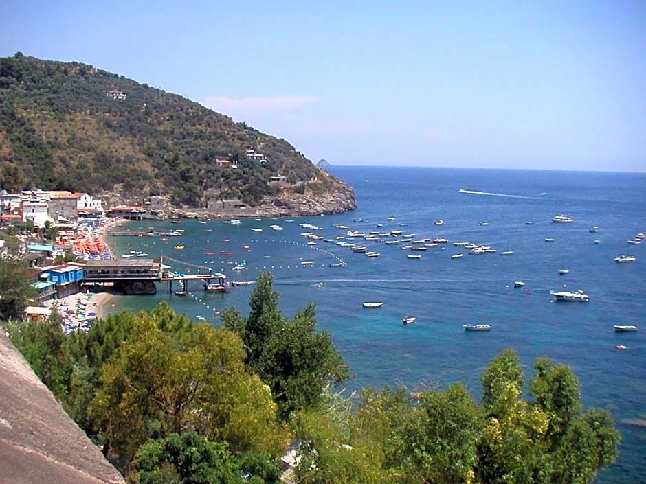 Marina del Cantone Chalet