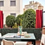 Lugaris Rambla Apartments