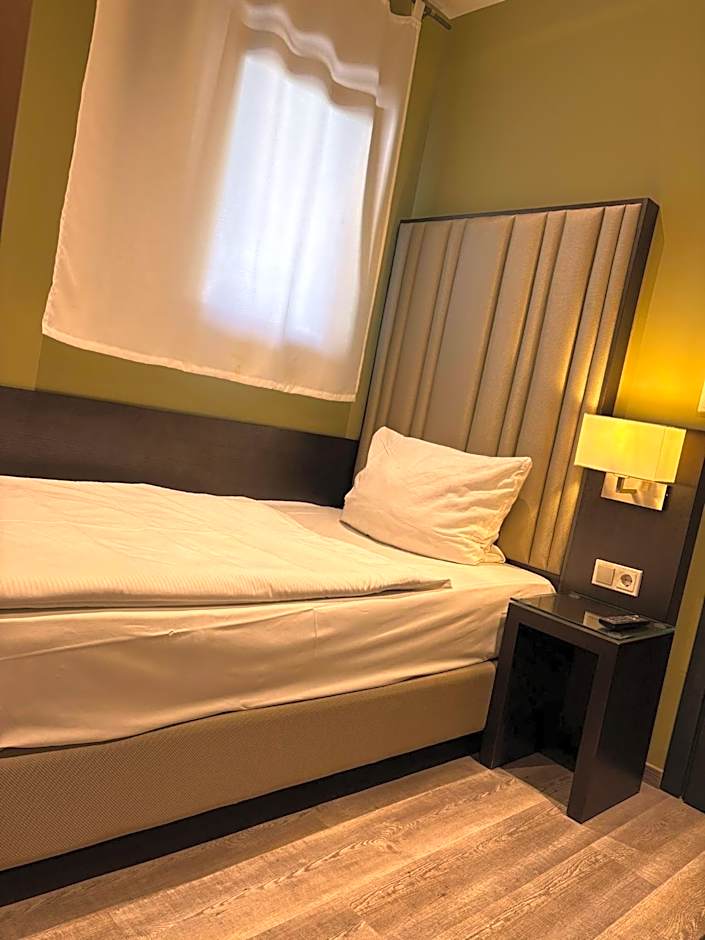 Hotel Athen Kelsterbach Frankfurt Airport