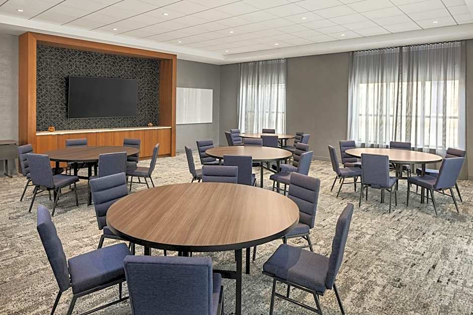 Courtyard by Marriott St Paul Downtown