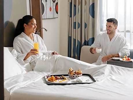 Apartment with Double and Single (Double+Extrabed)
