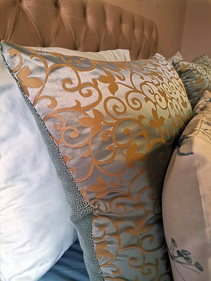 DR M BEAUTY LOUNGE AND GUEST HOUSE