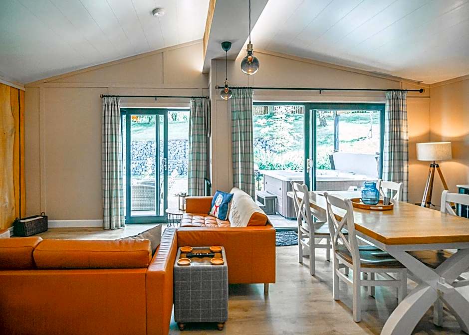 The Warrens At Foxtail