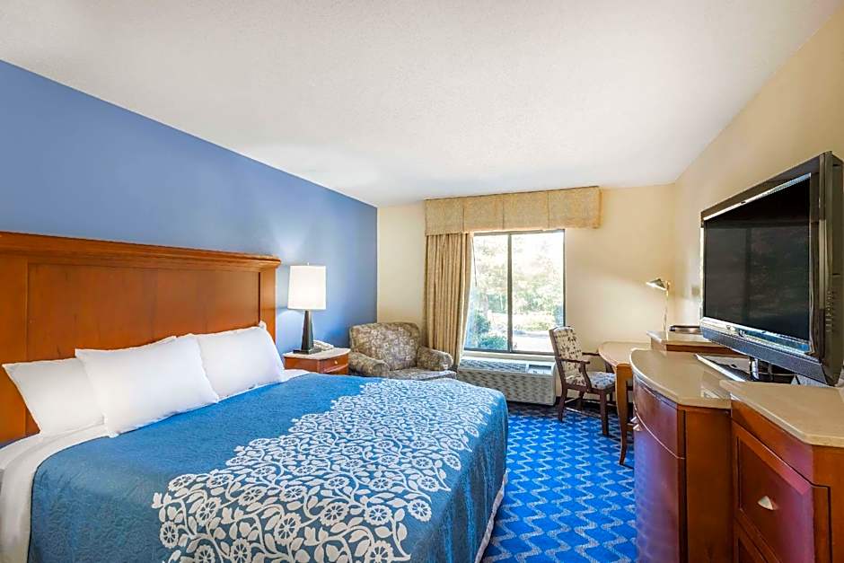Days Inn by Wyndham Niantic Near Casinos