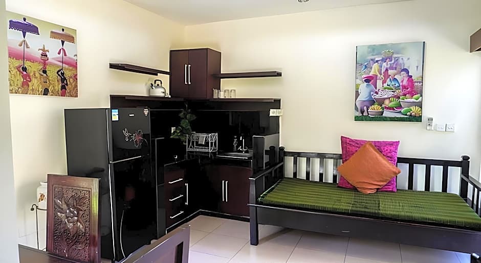 Photo 1 of 13 of 1 Bedroom Apartment