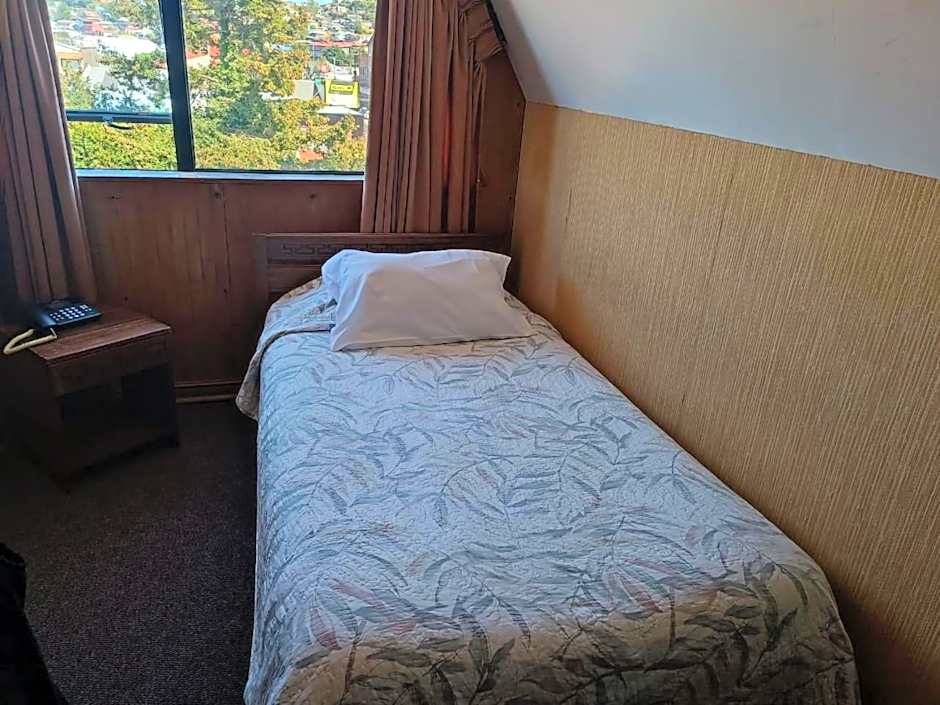 Hotel Antupiren