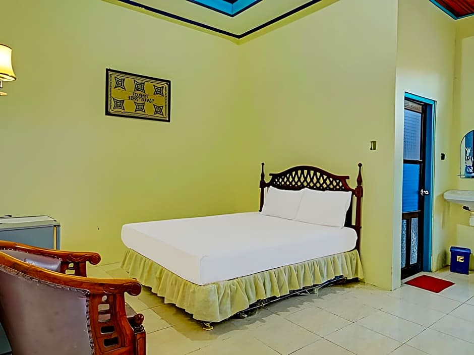 Hotel O Tri Homestay
