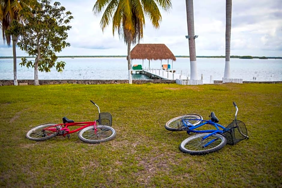 Royal Palm Bacalar Cabañas & Lagoon Club