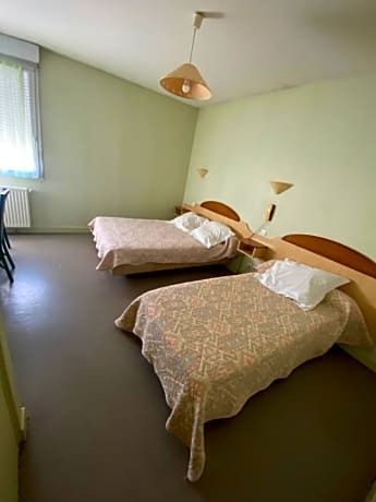 Triple Room with Private Bathroom