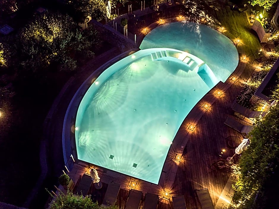 Torri e Merli, Paxoi