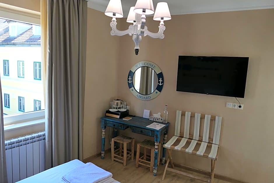 Hotel MEDITERRANEO