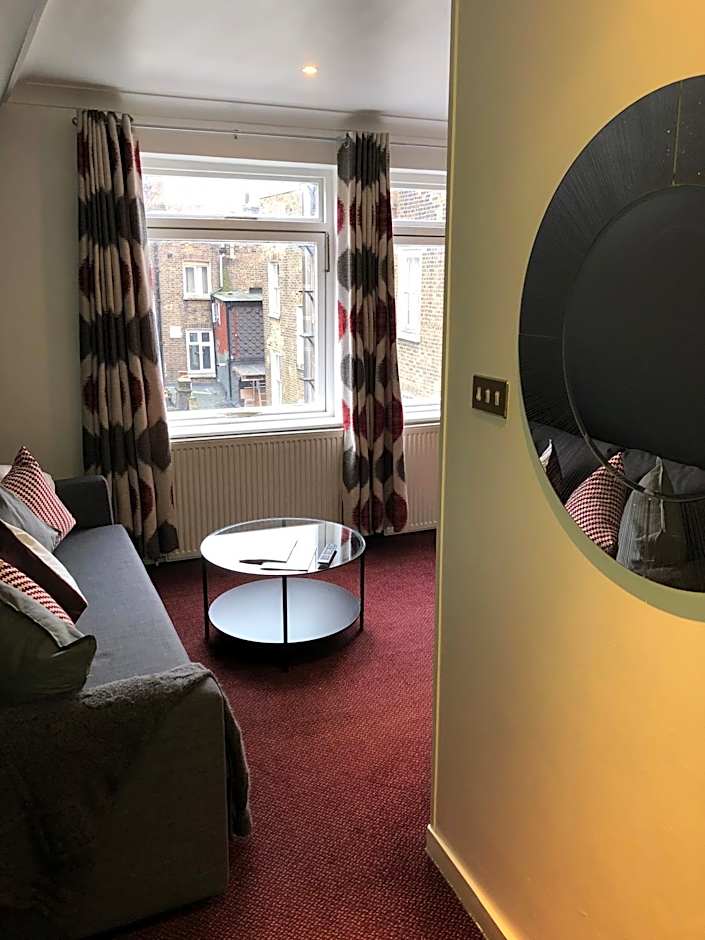 Berjaya Eden Park London Hotel