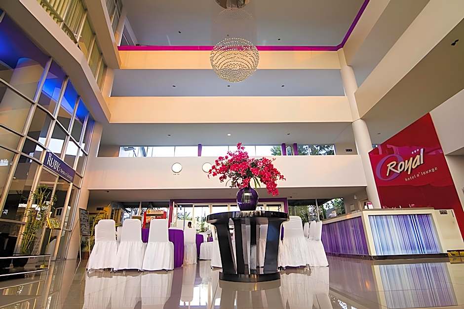 Royal Hotel N' Lounge