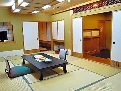 Japanese Style with Shared Bathroom