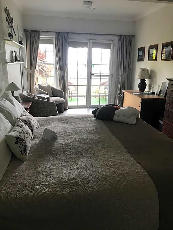 Hillside Bed and Breakfast