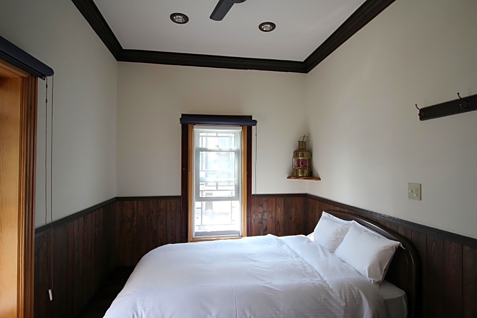 Photo 1 of 4 of 4 Bedroom