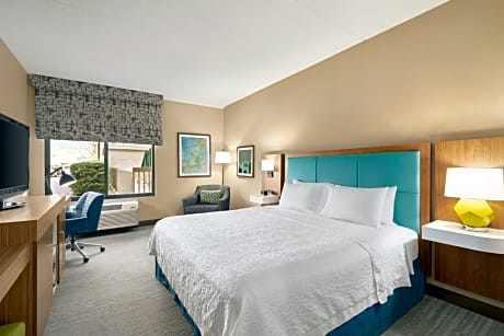 Hampton Inn Portland Airport