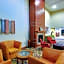 La Quinta Inn & Suites by Wyndham Richmond - Kings Dominion