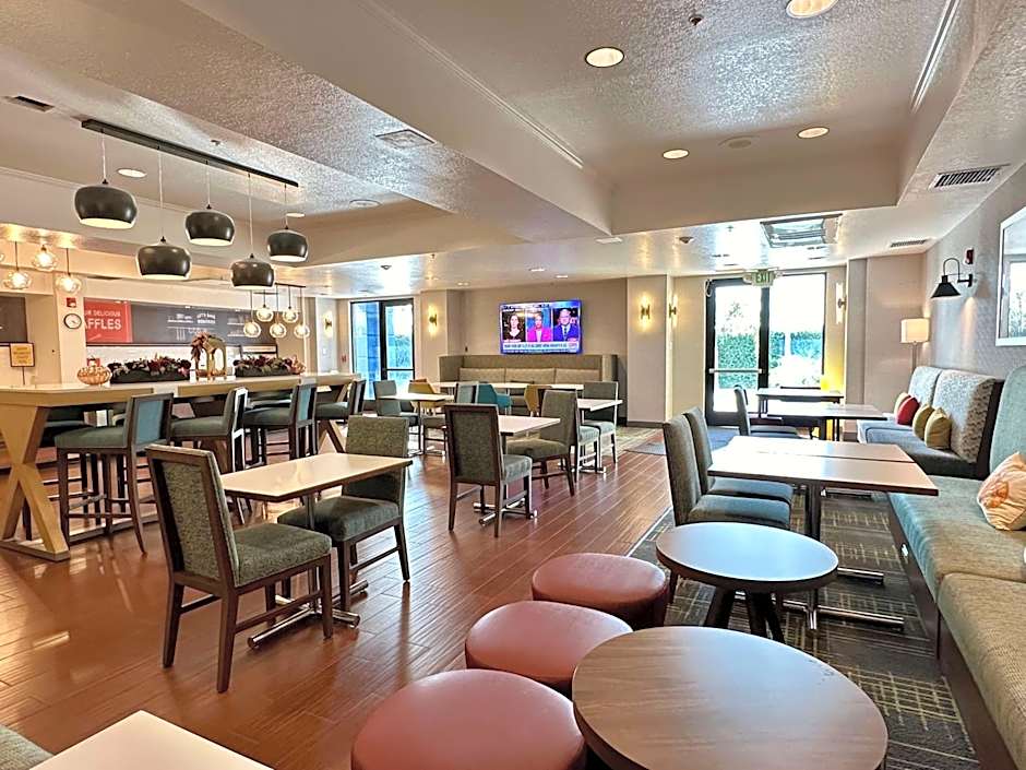 Hampton Inn By Hilton & Suites Lathrop, Ca