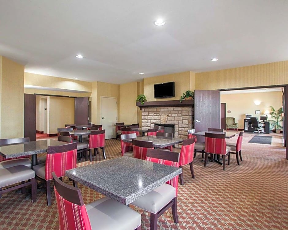 Comfort Inn & Suites Harrisonville