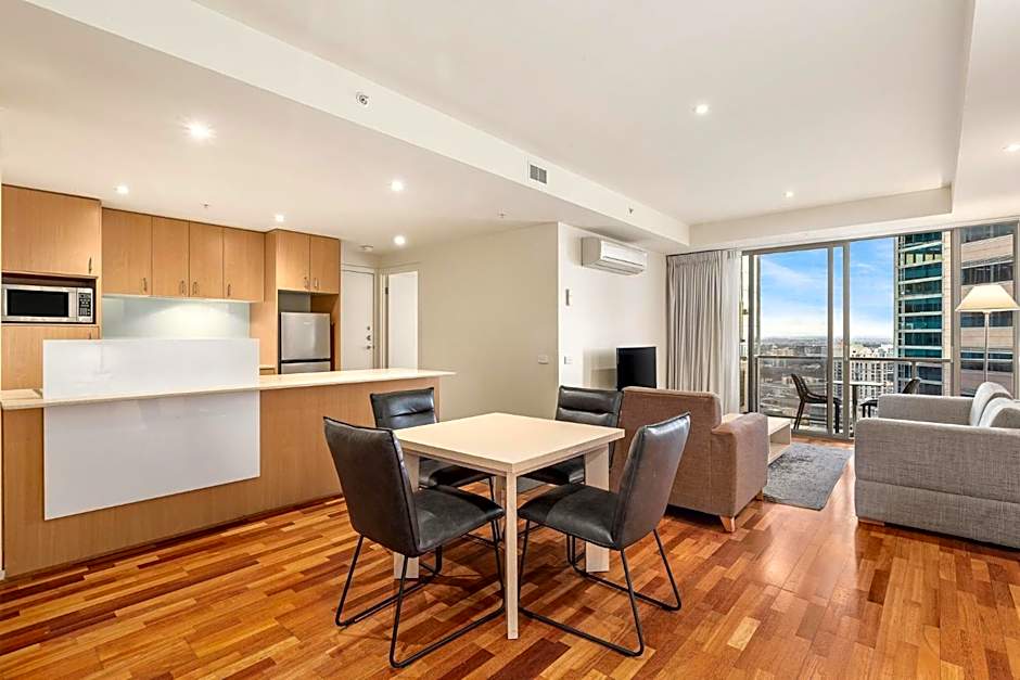 Oaks Melbourne on Lonsdale Suites