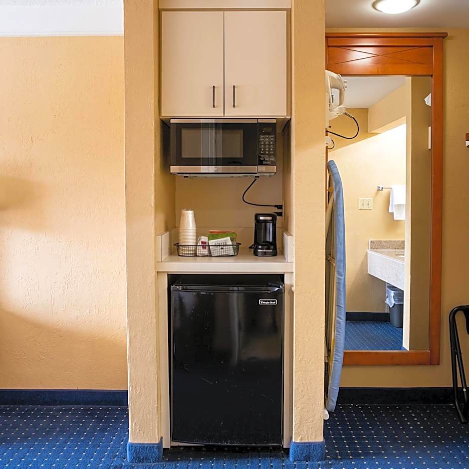 Hatteras Island Inn