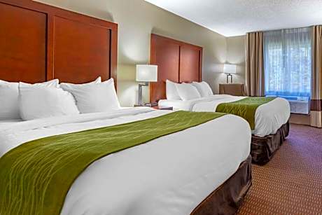 Queen Room with Two Queen Beds - Non-Smoking