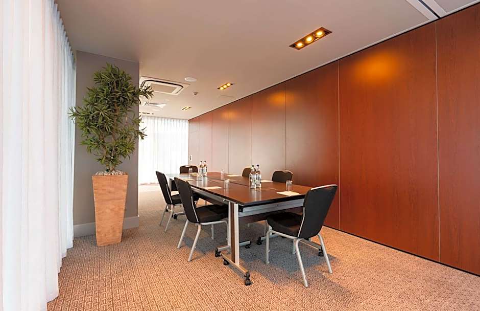 DoubleTree By Hilton Hotel Newcastle International Airport